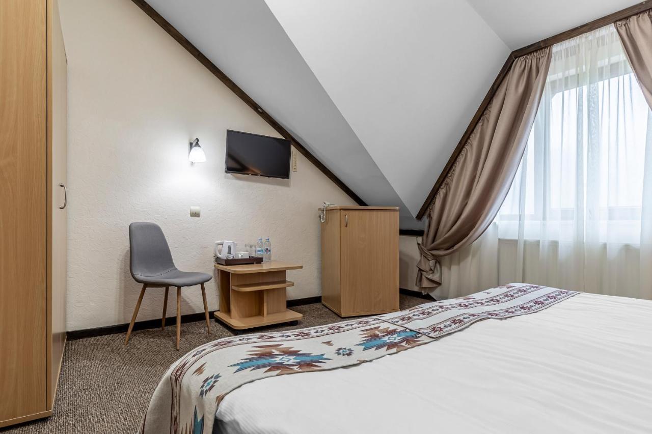Zahar Berkut Hotel Slavske Buitenkant foto