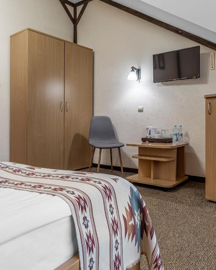 Zahar Berkut Hotel Slavske Buitenkant foto