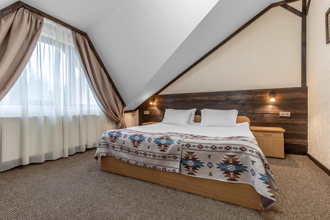 Zahar Berkut Hotel Slavske Buitenkant foto