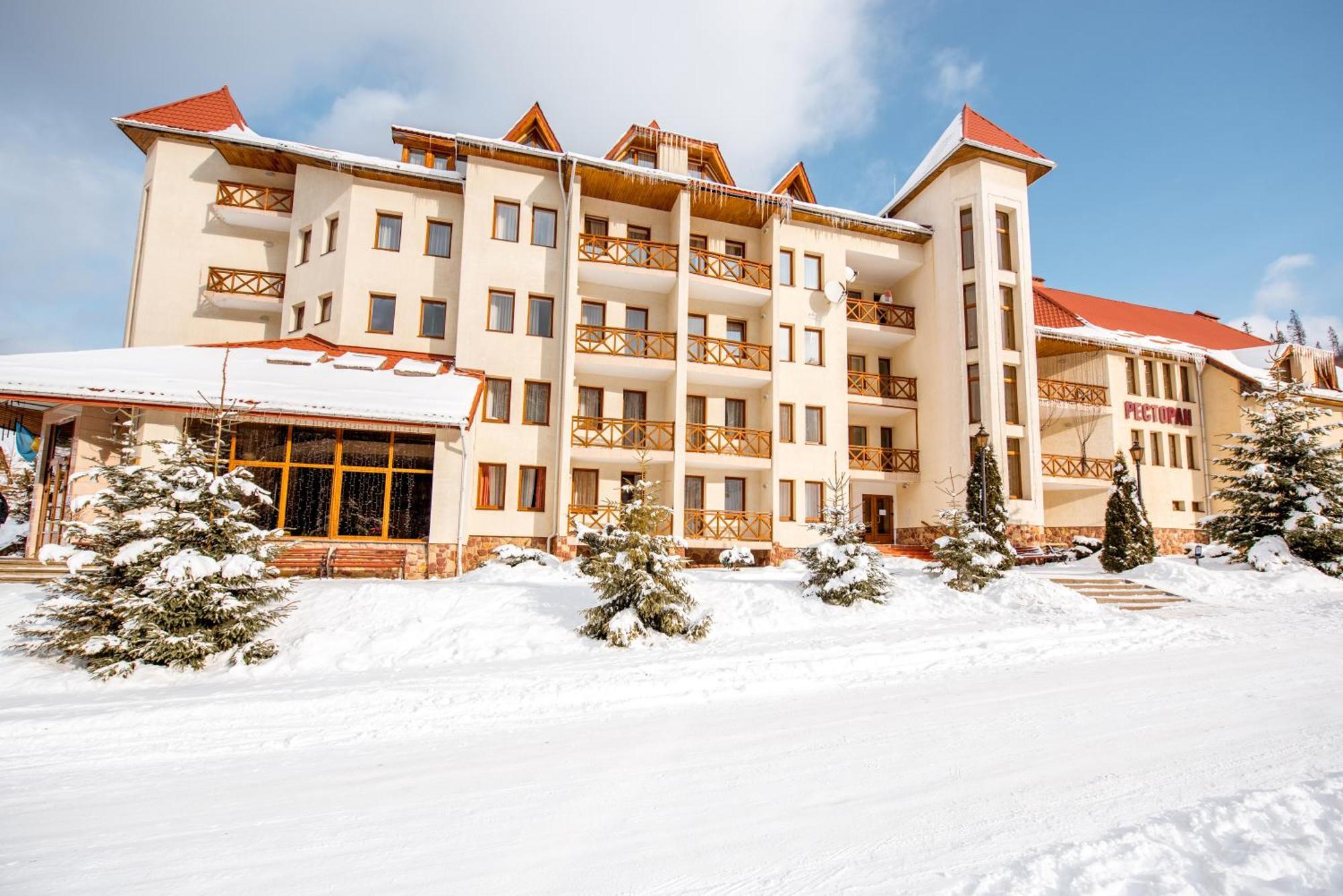 Zahar Berkut Hotel Slavske Buitenkant foto