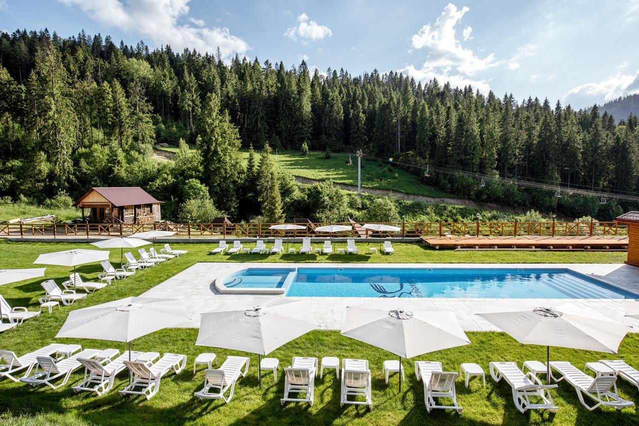 Zahar Berkut Hotel Slavske Buitenkant foto